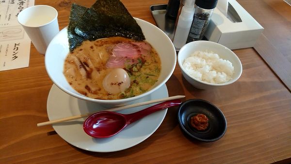 「鯛骨らぁ麺・全部乗せ(1000円)」@鯛骨らぁ麺 あぐらの写真