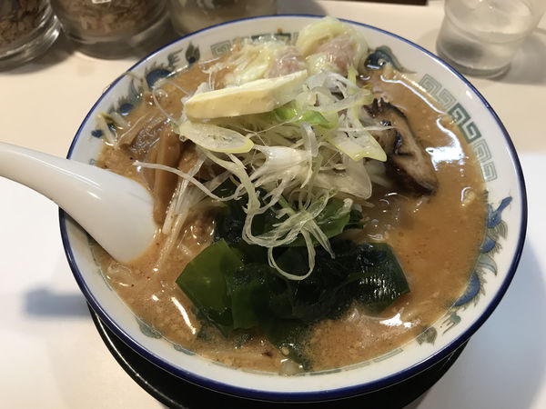 「札幌 味噌らーめん 760円 + バター 100円」@北海道らーめん 熊源 たまプラーザ店の写真