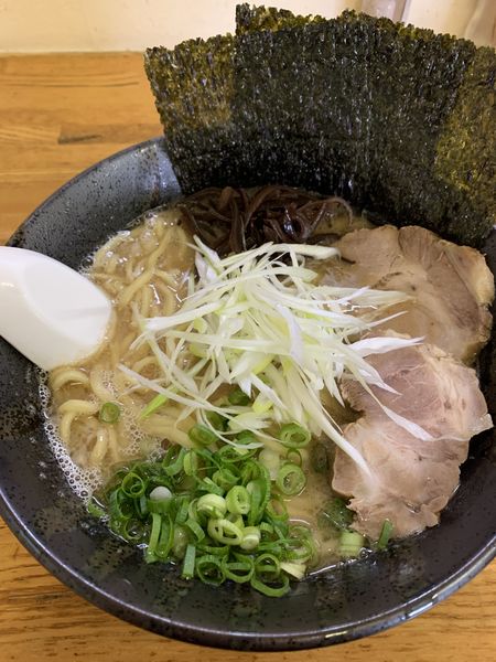 「豚骨醤油」@麺や 永原の写真