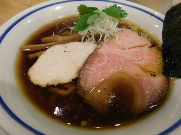 「ラーメン・醤油￥８５０」@手打式超多加水麺 ののくらの写真