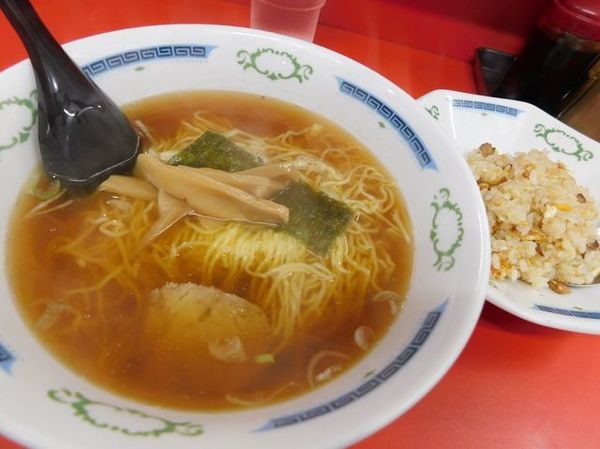 「半チャンラーメン￥６５０」@伊峡の写真