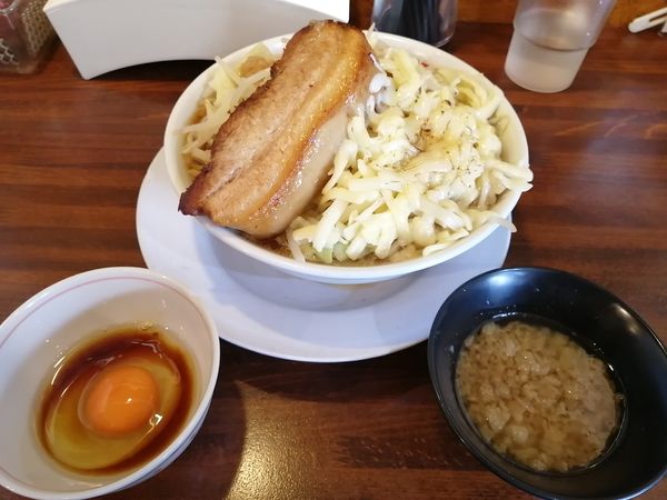 「男気八二郎(300g)＋タレタマゴアブラセット＋炙りチーズ」@まるはち 春日井店の写真