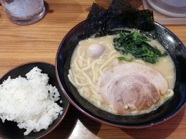 「ラーメン　醤油　790円」@壱角家 溝の口店の写真