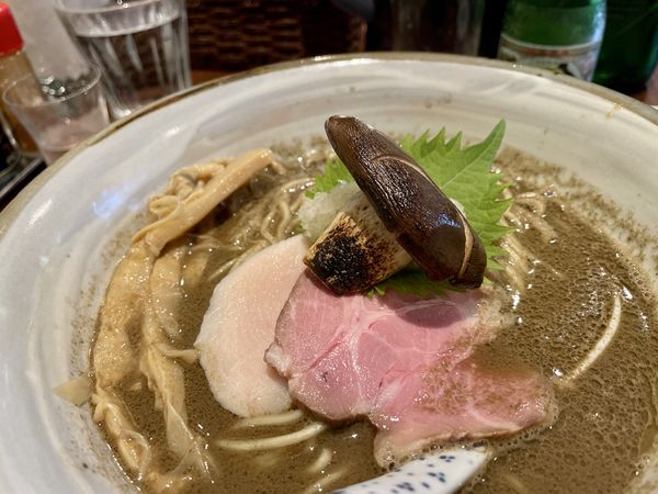 「ハートランド＋八海山＋豚肩ロース→［限定］秋刀魚ラーメン」@メンドコロ Kinariの写真
