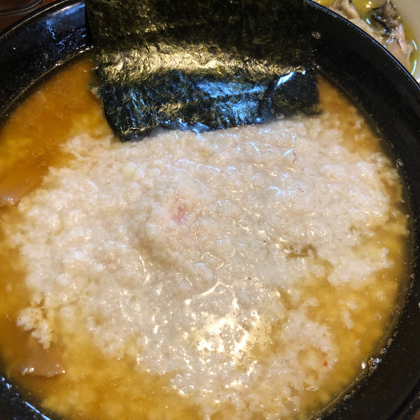 「朝の味噌 600円 背脂 10円 牡蠣のコンフィ 300円」@麺＆cafe Coi.Coi.の写真