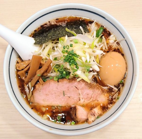 「葱らーめん(中盛)＋味付たまご」@らーめん はな火屋の写真