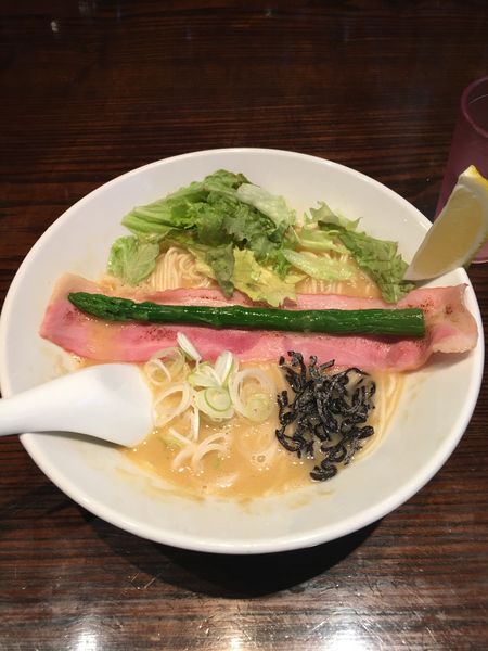 「アイモ〜とりのひと〜ラーメン　880円　替玉　100円」@ふかや女子流 アイモの写真