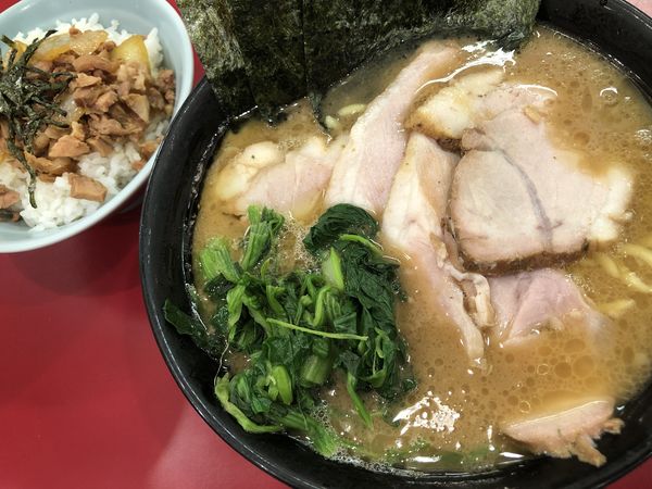 「チャーシューメン＋まぶし丼」@杉田家 千葉祐光店の写真