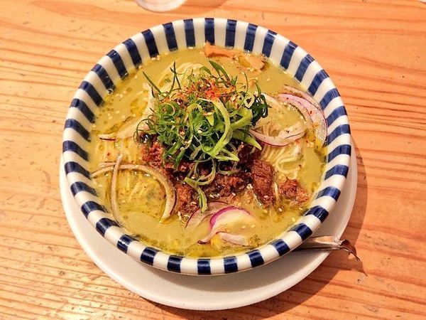 「緑のキレ辛担々麺、など」@ねいろ屋の写真