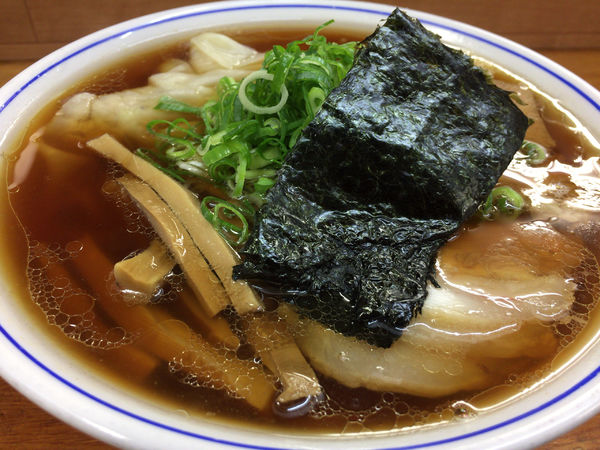 「醤油ちゃーしゅーわんたんめん」@支那そば 福々亭の写真