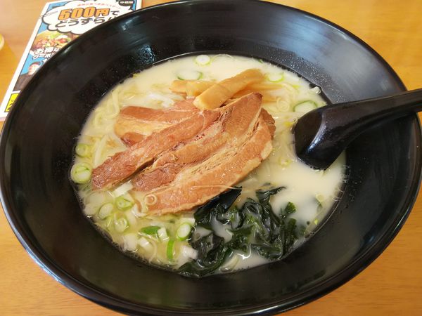 「豚骨抻麺　※クーポンで５００円」@台湾料理 味華の写真