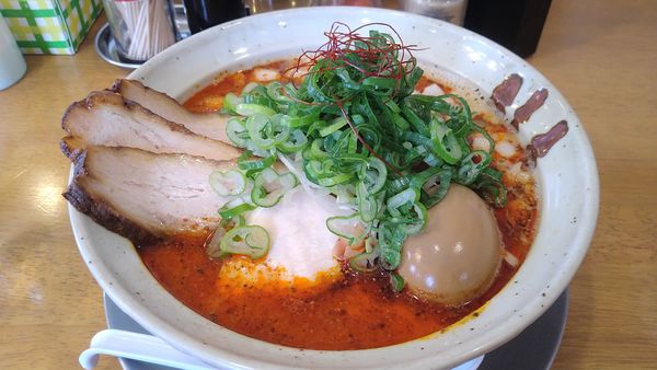 「カラシビらーめん860  大盛120 チャー玉300」@中華そば かずしのの写真