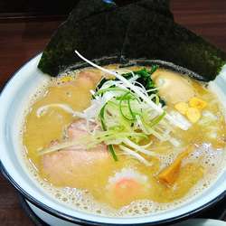 濃厚魚介豚骨+吉田もり　950+300