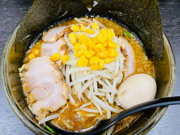「特製みそこってりラーメン＋チャーシュー3枚（1400円）」@東京スタイルみそラーメン ど・みそ ららぽーと豊洲店の写真