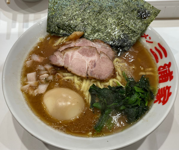 「上ラーメン中 硬め」@ラーメン 三浦家の写真