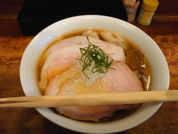 「特製中華そば 大盛」@中華そば しば田の写真