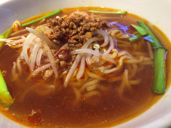 「台湾ラーメン」@台湾料理 龍福 本店の写真