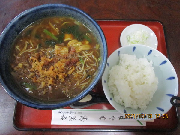 「たぬきカレー蕎麦ランチ 750円」@寿美吉の写真