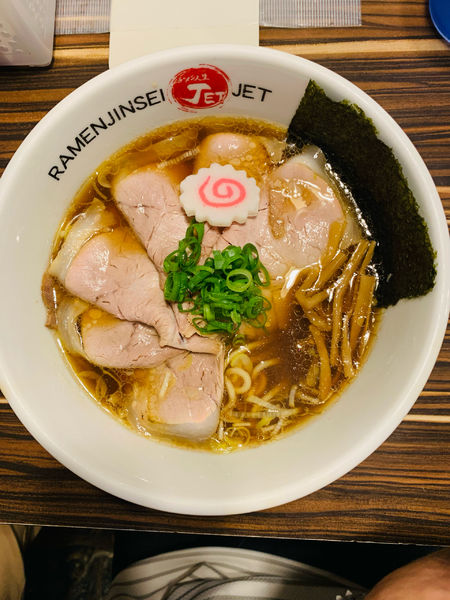 「醤油らーめん」@ラーメン人生 JET 福島本店の写真