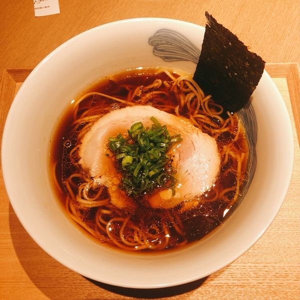 「醤油らぁ麺」@NIPPON RAMEN 凛 TOKYOの写真