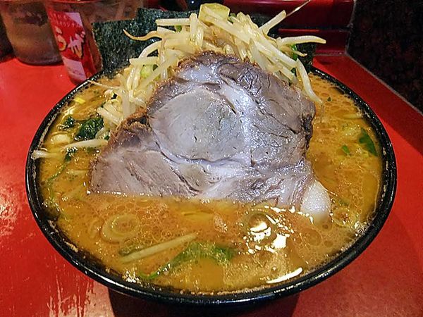 「ラーメン 特上チャーシュー ネギもやし」@厚木家の写真