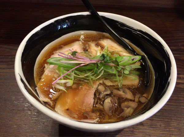 「醤油ラーメン」@ラーメン専門店 浜寅 東戸塚店の写真