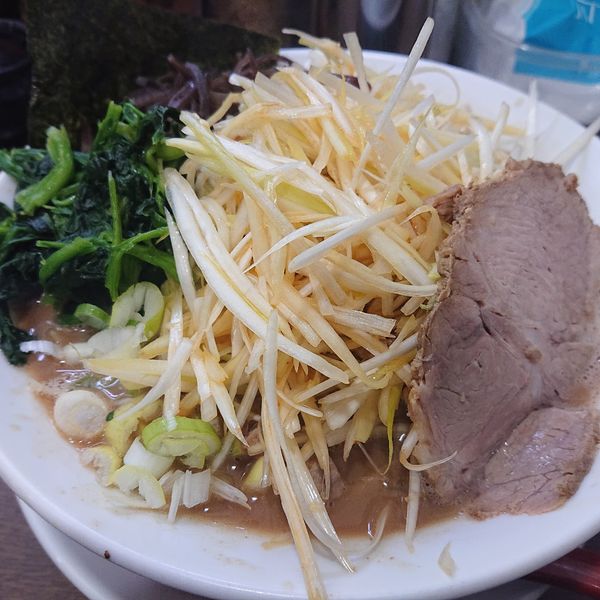 「ネギラーメン大盛1080円(硬め)」@うまいヨ ゆうちゃんラーメンの写真