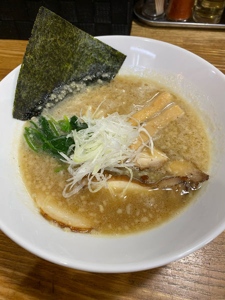 「鶏豚ラーメン」@上海麺館の写真