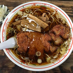 特製いろはらあめん　1100円