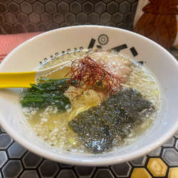 パイナップル塩ラーメン