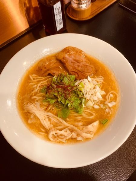 「熟成塩濃厚らあ麺 850円」@麺屋宗 -sou- 高田馬場本店の写真