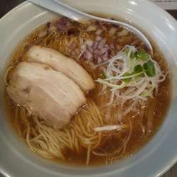 貝出汁醤油そば800円