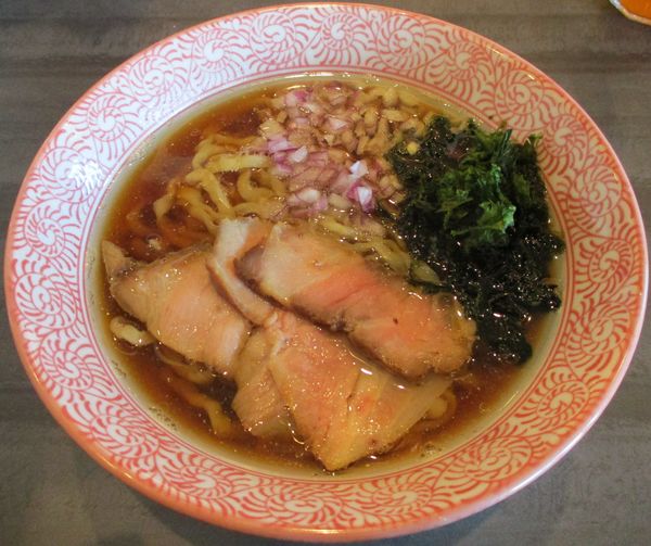 「淡麗煮干（手もみ麺）880円」@麺や べらぼうの写真