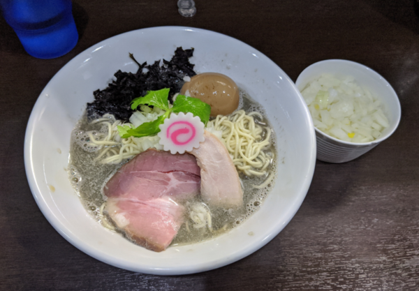 「特製濃厚煮干し」@中華そば いづるの写真