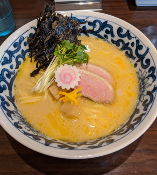 「鶏白湯」@名物よだれ鶏と濃厚鶏白湯麺 MATSURIKA 武蔵新田店の写真