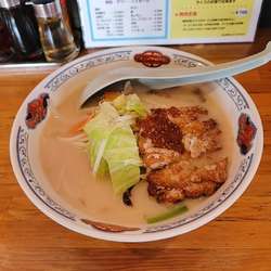 ランチ🅰️セット 特製ちゃんぽん 半ライス 餃子2個