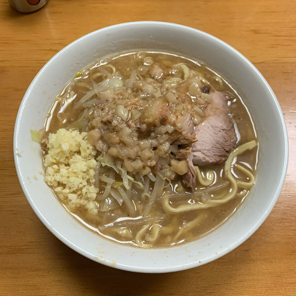 「ラーメン 850円 【ヤサイ少なめ】」@ラーメン もみじ屋の写真