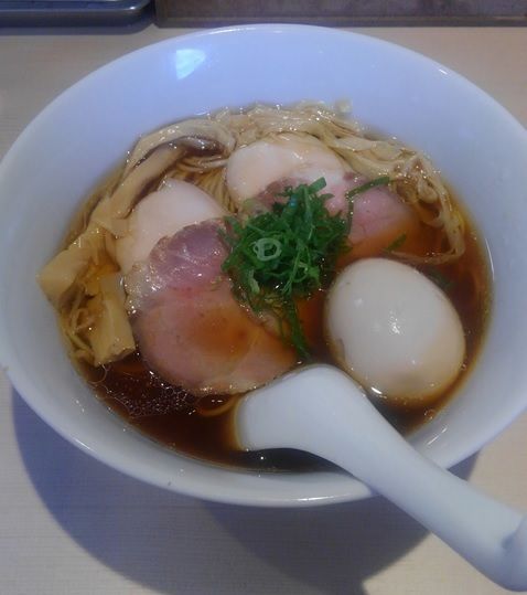 「特製醤油らぁ麺」@麺屋みや田の写真
