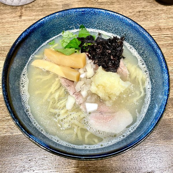 「牡蠣出汁と煮干しの柚子おろし潮SOBA ￥850」@㐂りん食堂の写真