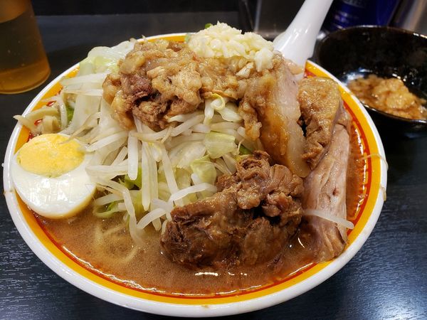 「ラーメン 豚２枚 半玉子」@えどもんどの写真