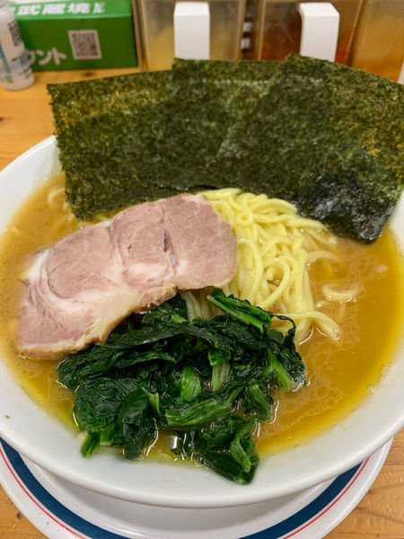 「ラーメン 大盛 カタメ」@横浜家系ラーメン 武蔵境つばさ家の写真