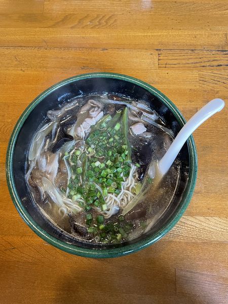 「きのこそば800円」@しなそば 麺坊の写真