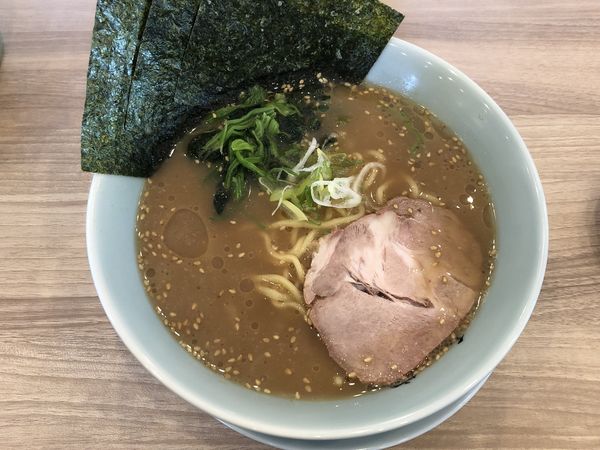 「ラーメン＆唐揚げセット　￥９５０」@横濱家系ラーメン 千家 本巣店の写真