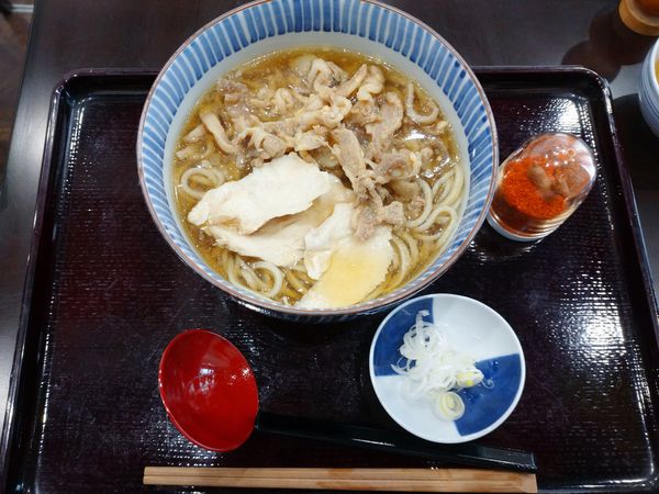 「冷たい肉そば（1,300円）」@手打ちそば わかすぎの写真