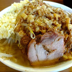 ラーメン並+豚増し+生卵