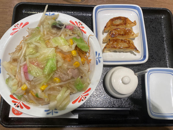 「小さい皿うどんセット」@長崎ちゃんぽん リンガーハット 西新宿店の写真