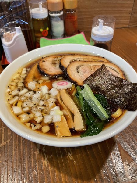 「鶏中華そば（チャーシュー&牛丼）」@麺屋たつみ 喜心 狭山店の写真