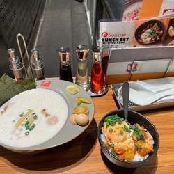 鶏白湯ラーメンSPECIAL、鶏づくし丼