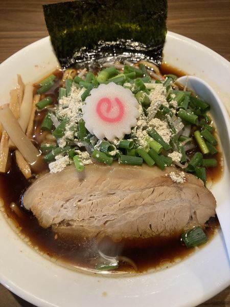 「【限定】高井田ラーメン（並）¥950」@ヤマネコ軒の写真