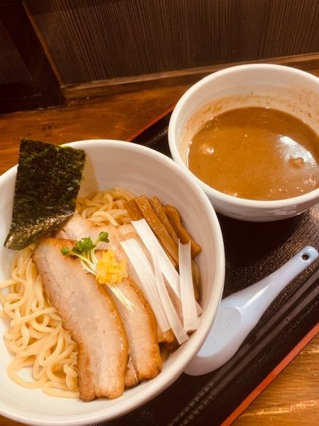 「つけ麺 通常価格850円　チャーシュー（3枚）350円」@濃厚宗田つけめん 麺屋縁道の写真